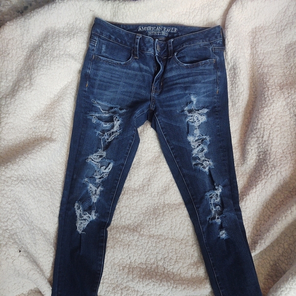 American Eagle women's jeans - Picture 2 of 3